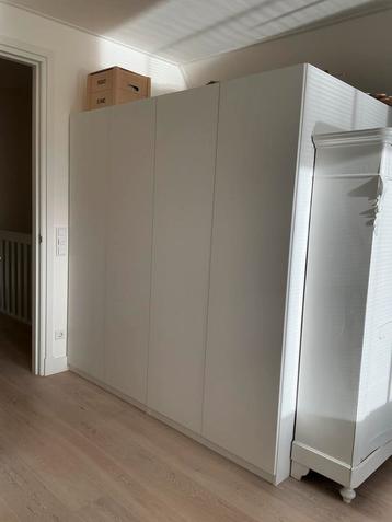 Ikea Pax kledingkasten - 4 meter breed - ZGAN beschikbaar voor biedingen