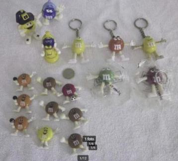 17 Items M&M (mars) o.a. sleutelhangers, schaakstuk, e.d. beschikbaar voor biedingen