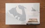 Pokémon TCG - Charizard Ultra Premium Collection Box #SEALED, Ophalen of Verzenden, Nieuw, Foil