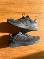 Adidas sportschoenen, Ophalen of Verzenden, Zo goed als nieuw, Adidas, Sportschoenen