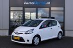 Toyota AYGO 1.0 VVT-i Comfort 5drs. Airco, Auto's, Toyota, Euro 5, Gebruikt, 4 stoelen, Bedrijf