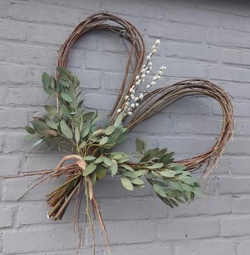 Landelijk hart, groendecoratie, droogbloemen  beschikbaar voor biedingen