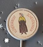 Speldje Scheveningen Klederdracht, Verzenden