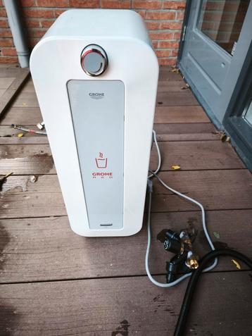 Crohe Red 8 Liter Boiler - Direct Warm Water! beschikbaar voor biedingen