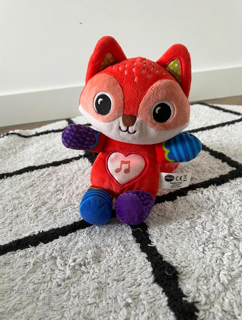 ZGAN rood VTech Bedtijdvosje knuffel vos licht hartslag musi, Ophalen of Verzenden, Zo goed als nieuw, 0 tot 6 maanden
