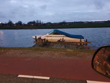 MOET WEG: Bayliner santiago met of zonder bbm beschikbaar voor biedingen