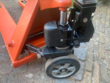 Pompwagen Clark beschikbaar voor biedingen