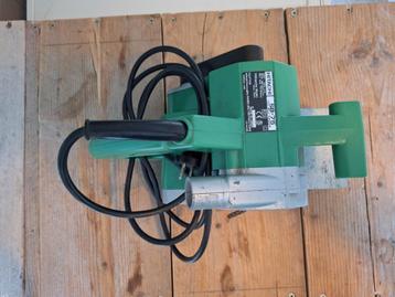 Band schuurmachine Hitachi SB 75 beschikbaar voor biedingen