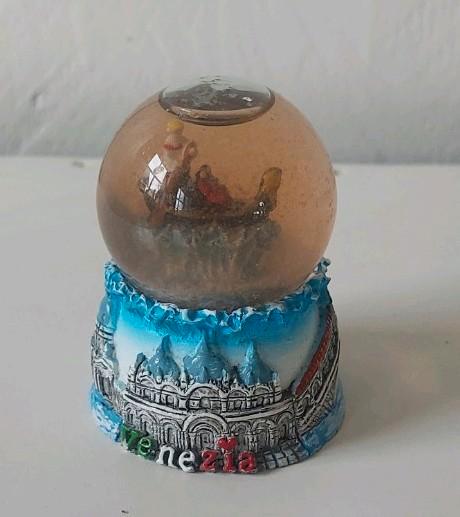 Sneeuwbol Italië Venetië  schudbol souvenir Venetië sparen, Verzamelen, Overige Verzamelen, Gebruikt, Ophalen of Verzenden