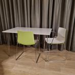 2 wit/groene Arper Catifa 46 stoelen met bijpassende tafel, Ophalen, Gebruikt