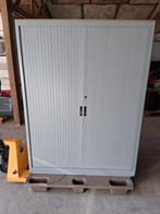 Metalen kast incl schappen, Huis en Inrichting, Kasten | Roldeurkasten en Archiefkasten, Ophalen, Zo goed als nieuw, 25 tot 50 cm