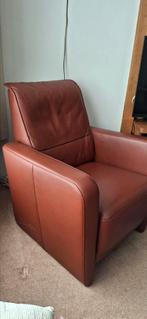 2 zeer nette lederen fauteuils leren stoelen, Huis en Inrichting, Fauteuils, Ophalen, Zo goed als nieuw, 75 tot 100 cm, 50 tot 75 cm