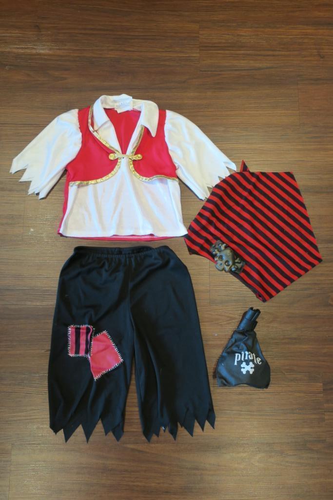 complete verkleedset piraat 3-4 jaar, Kinderen en Baby's, Carnavalskleding en Verkleedspullen, Gebruikt, Jongen of Meisje, 104 of kleiner