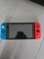 Nintendo Switch - 40 spellen, 4 Controllers!, Spelcomputers en Games, Spelcomputers | Nintendo Switch, Ophalen of Verzenden, Zo goed als nieuw