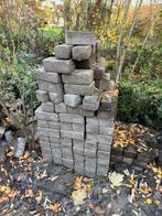 Gratis stenen en banden, Tuin en Terras, Tegels en Klinkers, Ophalen, Gebruikt, Klinkers, A