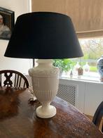 Klassieke lampenvoet met zwarte kap, Huis en Inrichting, Minder dan 50 cm, Ophalen of Verzenden, Zo goed als nieuw