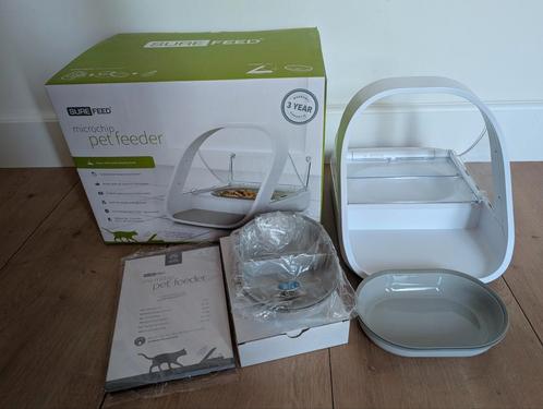 Surefeed microchip cat feeder, Dieren en Toebehoren, Kattenvoerbakken en Drinkbakken, Zo goed als nieuw, Ophalen