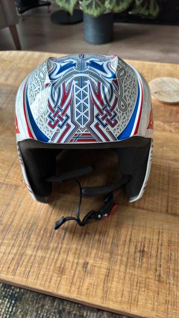 Skihelm van Dainese, maat 56 beschikbaar voor biedingen