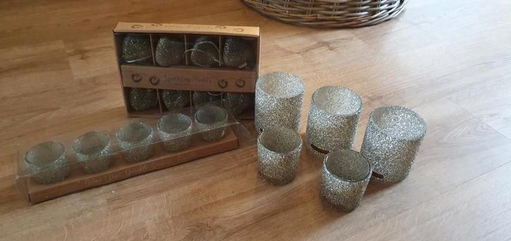 RIVIERA MAISON...silver dust serie...10 STUKS...MOOI KERSTIG, Huis en Inrichting, Woonaccessoires | Kandelaars en Kaarsen, Minder dan 25 cm