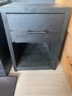 Nachtkastje / hout / zwart, Huis en Inrichting, Slaapkamer | Nachtkastjes, Ophalen, Zo goed als nieuw, Hout, Minder dan 45 cm