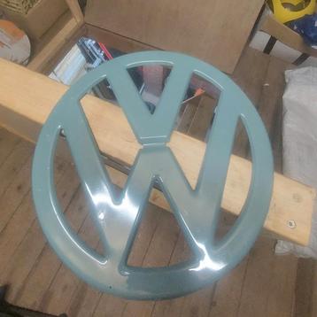 VW Spijlbus T1 Embleem beschikbaar voor biedingen