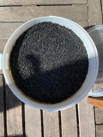 Aquarium grind 8 kg zwart beschikbaar voor biedingen