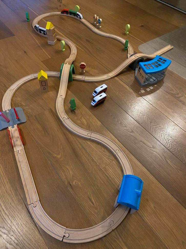 IKEA Houten Treinbaan met Accessoires, Kinderen en Baby's, Speelgoed | Houten speelgoed, Gebruikt, Ophalen