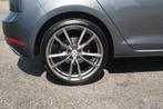 Volkswagen Golf 1.5 TSI Highline Business R|Pano|Camera|Appl, 65 €/maand, 4 cilinders, 150 pk, Alcantara