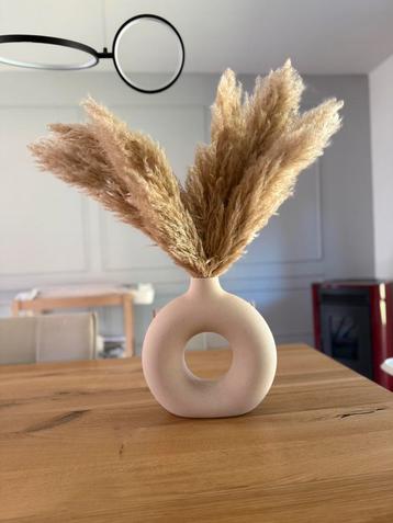 Vaas H&M home inclusief pampas droogbloemen beschikbaar voor biedingen