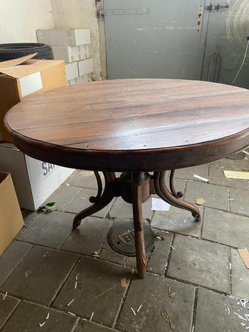 Teak Houten ronde eettafel  beschikbaar voor biedingen