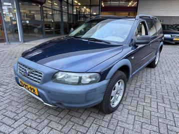 Volvo XC70 2.5 T Comfort Line beschikbaar voor biedingen