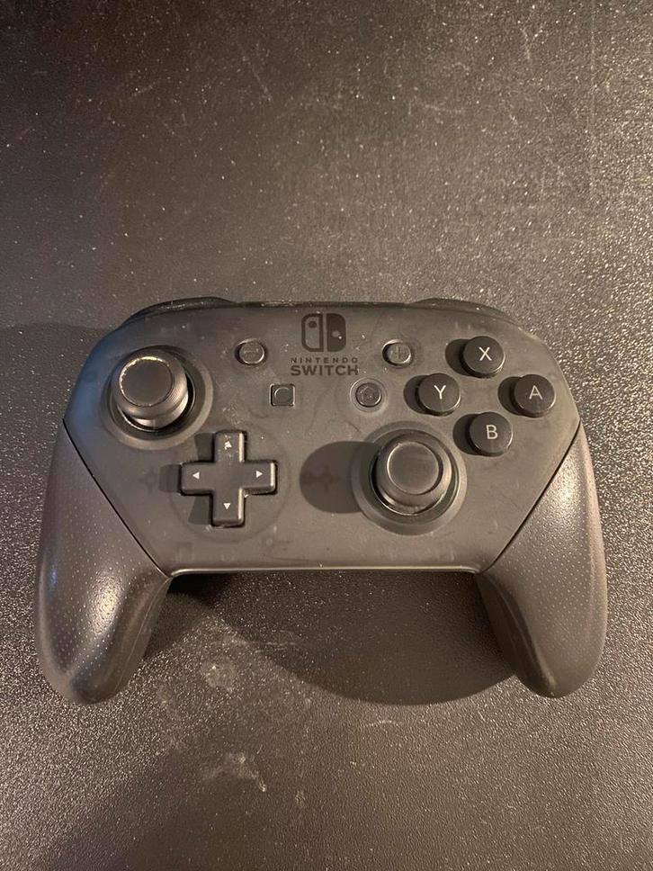 Nintendo Switch Pro Controller - Zo goed als nieuw!, Spelcomputers en Games, Spelcomputers | Nintendo Consoles | Accessoires, Zo goed als nieuw