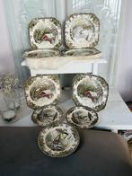 Friendly Village Winter Servies 9-delig Johnson Bros, Antiek en Kunst, Antiek | Servies los, Ophalen of Verzenden