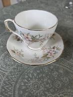 Vintage kop en schotel, Verzamelen, Verzenden, Gebruikt, Porselein, Kop en/of schotel