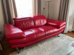 Rood Leren Bankstel incl. Hocker / Poef – Comfortabel, Ophalen, Driepersoons, 75 tot 100 cm, Zo goed als nieuw