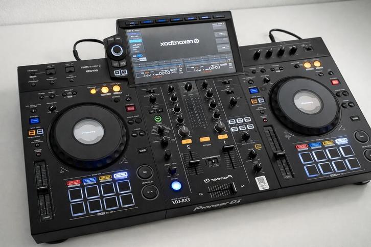 Pioneer XDJ-RX3 DJ Controller – Zo goed als nieuw, Muziek en Instrumenten, Dj-sets en Draaitafels, Zo goed als nieuw, Dj-set, Pioneer