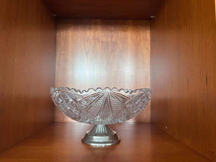 Kristallen schaal op voet, Antiek en Kunst, Antiek | Glas en Kristal, Ophalen of Verzenden