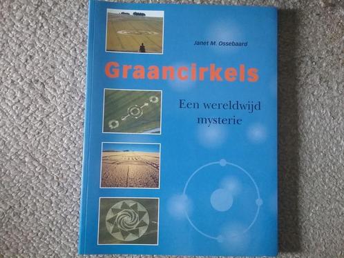 Graancirkels - een wereldwijd mysterie / JA Ossebaard (2000), Boeken, Esoterie en Spiritualiteit, Zo goed als nieuw, Overige typen
