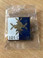 Borsthanger Dagelijks Tenue (vrouwen) 101 CISbat, Verzamelen, Ophalen of Verzenden, Landmacht, Nederland, Embleem of Badge