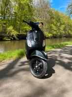 Zeer nette Vespa lx 50 brom, Fietsen en Brommers, Scooters | Vespa, Vespa LX, Benzine, Maximaal 45 km/u, 50 cc