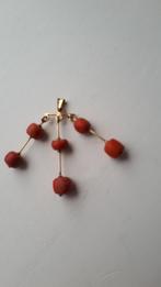 Gouden hanger met bloedkoralen, Sieraden, Tassen en Uiterlijk, Antieke sieraden, Ophalen of Verzenden, Goud, Hanger, Met edelsteen