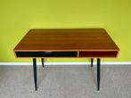 Retro look bureau, Ophalen, Zo goed als nieuw, Bureau