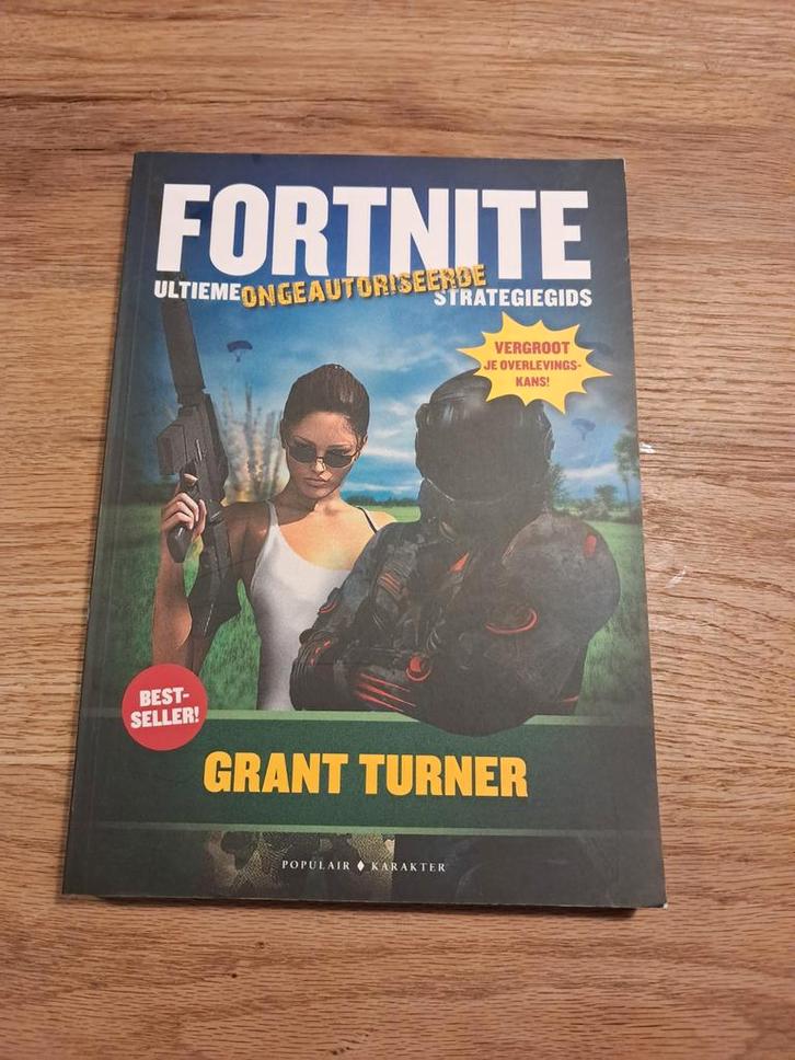 Fortnite Strategiegids - Ultieme Overlevingstips!, Boeken, Film, Tv en Media, Zo goed als nieuw, Media, Ophalen of Verzenden