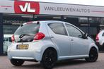 Toyota Aygo 1.0-12V + | Airco | 5 Deurs | Apk 17-03-2026, Voorwielaandrijving, Stof, Gebruikt, Zwart