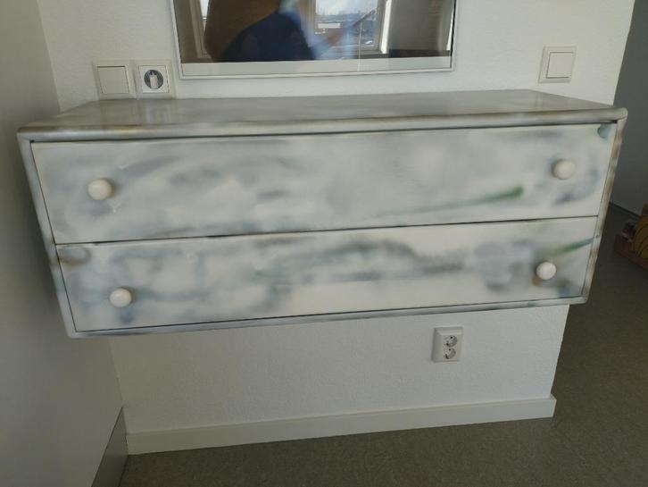 Gezocht Hulsta modulaire kast, Huis en Inrichting, Kasten | Wandmeubels, Gebruikt, Minder dan 100 cm, Minder dan 150 cm, 25 tot 50 cm