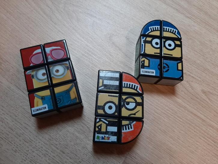 3x Minions rubik's cube, Hobby en Vrije tijd, Denksport en Puzzels, Ophalen of Verzenden