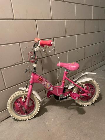 Hello kitty peuterfiets beschikbaar voor biedingen