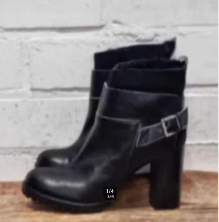 Vicini - Leren enkellaarsjes maat 38,5 - Nieuw €475, Kleding | Dames, Schoenen, Nieuw, Lage of Enkellaarzen, Zwart, Ophalen of Verzenden