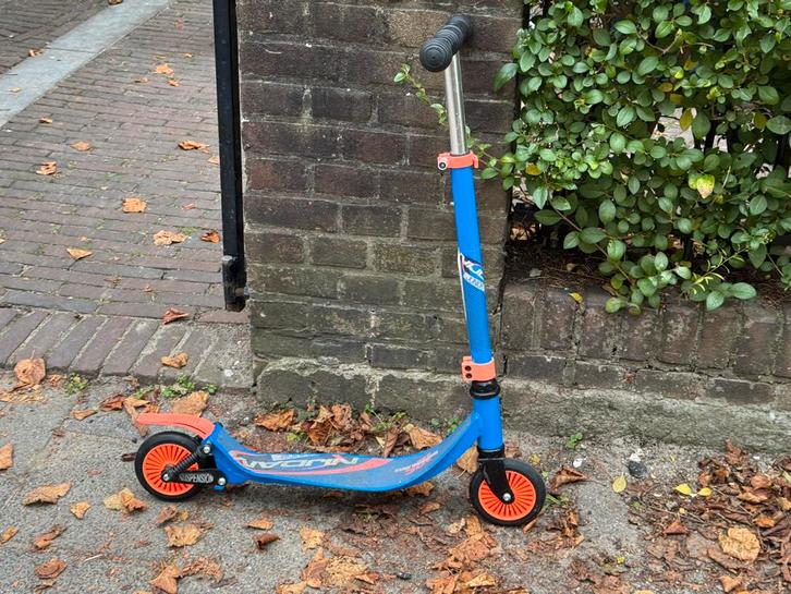 Step van Nijdam - Verstelbaar voor 5-8 jaar, Kinderen en Baby's, Speelgoed | Buiten | Voertuigen en Loopfietsen, Gebruikt, Overige typen