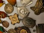 Goed en mooi per stuk 2.50 totaal 26stuk €35, Verzamelen, Speldjes, Pins en Buttons, Ophalen, Zo goed als nieuw
